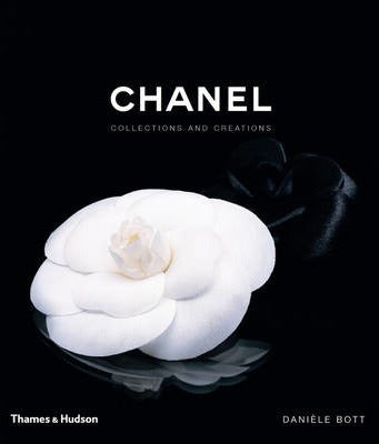 Chanel : Collections and Creations Hardback